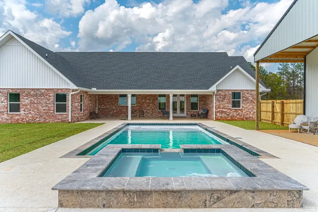 $599,900 | 5800-block Pineforest Drive, Crestview, FL 32539