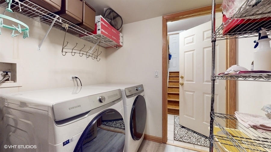 1725 Sienna Court Wheeling, IL 60090 - Photo 23 of 33 a utility room with dryer and washer
