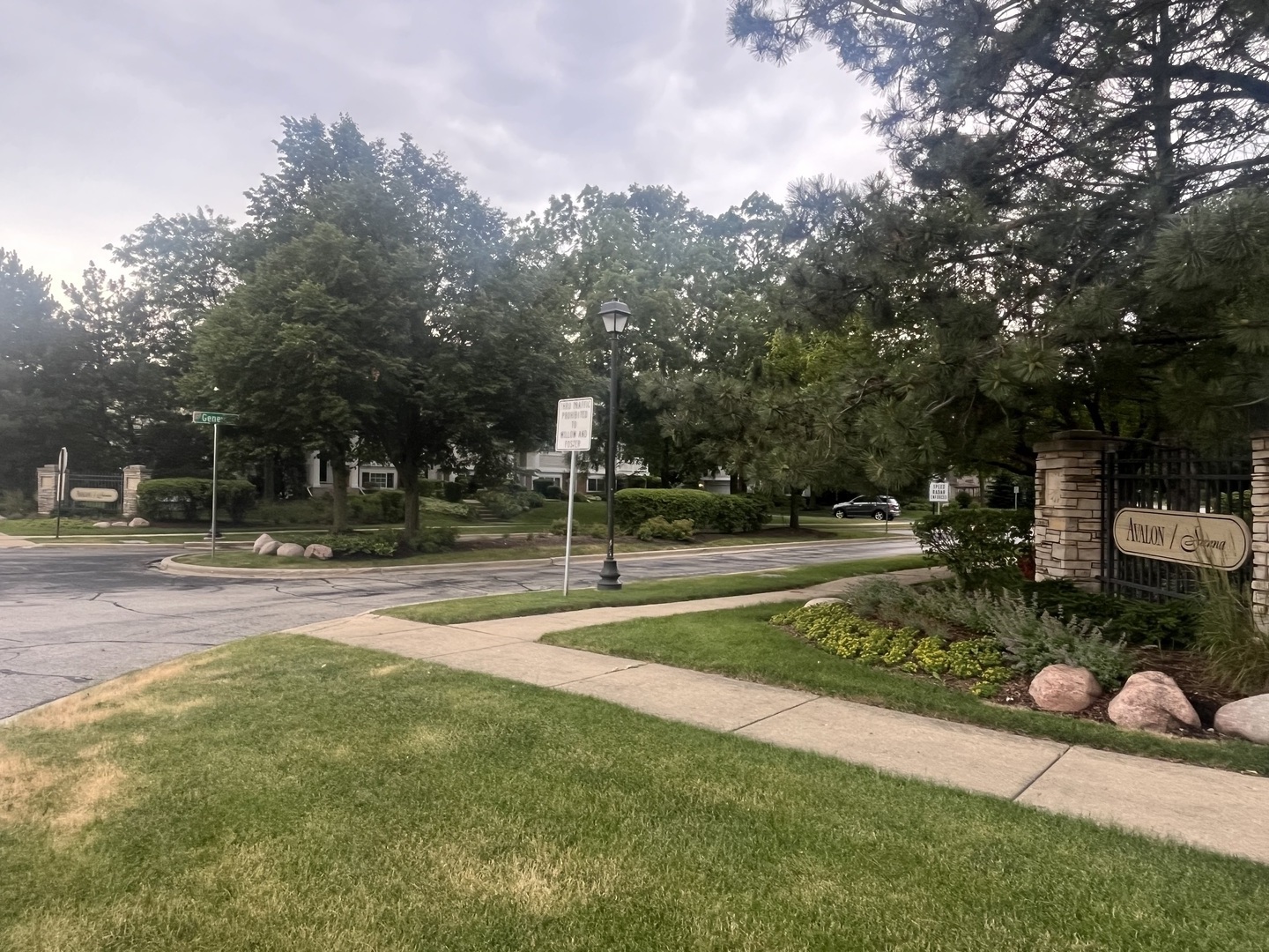 1725 Sienna Court Wheeling, IL 60090 - Photo 29 of 33 a view of a playground with basketball court