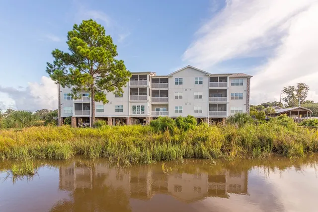 $399,900 | 91 Screven Street, Darien, GA 31305