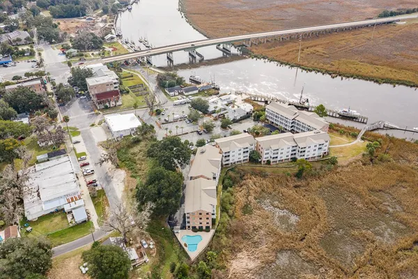 $399,900 | 91 Screven Street, Unit 110, Darien, GA 31305