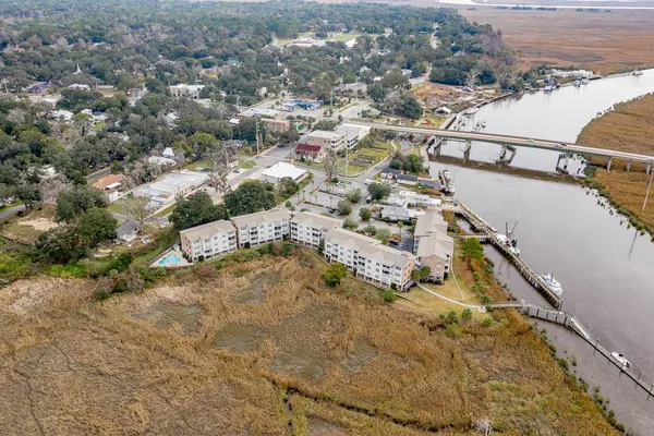 $399,900 | 91 Screven Street, Unit 110, Darien, GA 31305