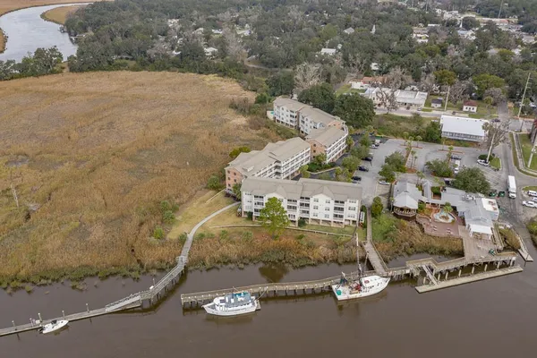 $399,900 | 91 Screven Street, Unit 110, Darien, GA 31305