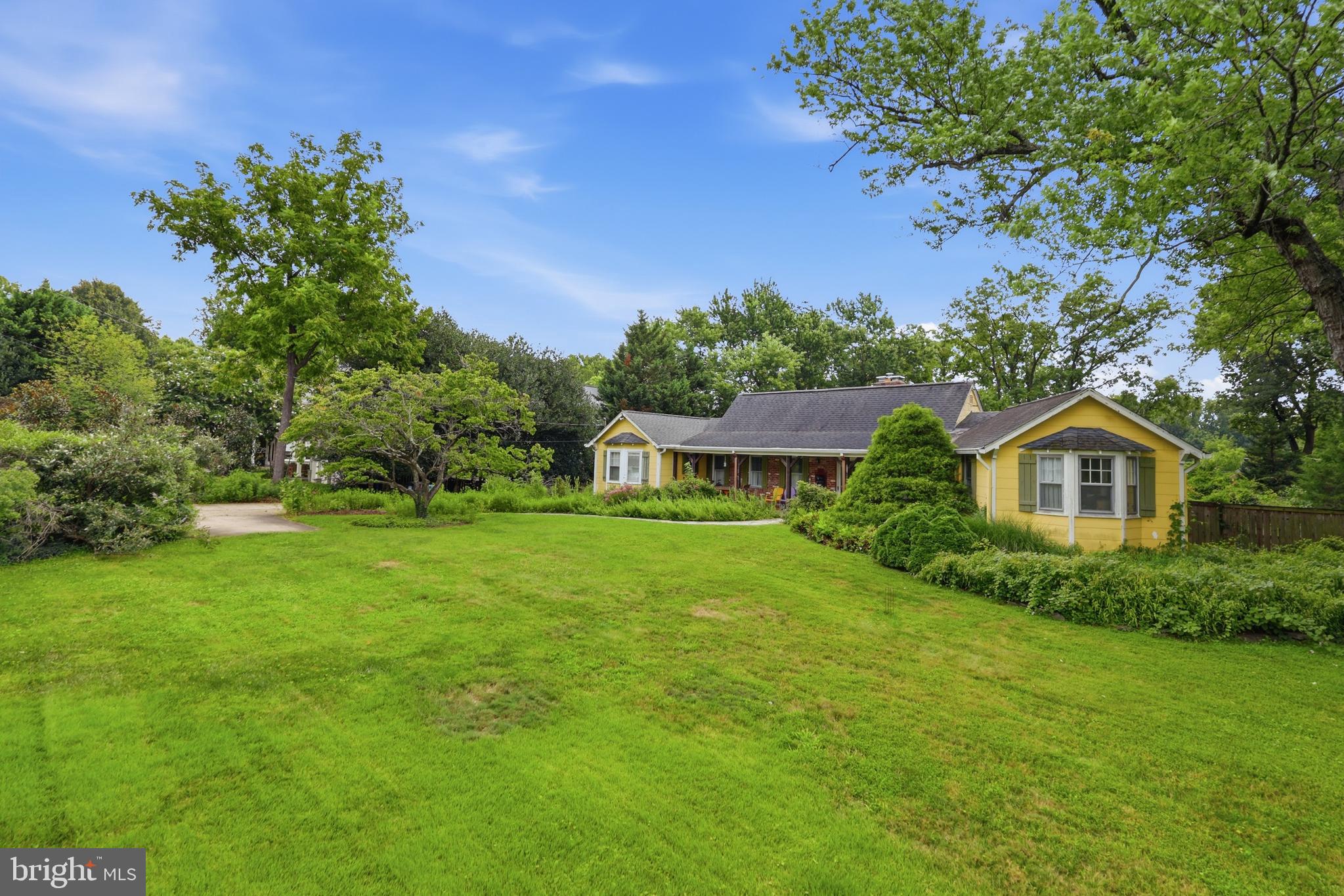 1841 Kirby Road McLean, VA 22101 - Photo 3 of 19 Gallery Image 3