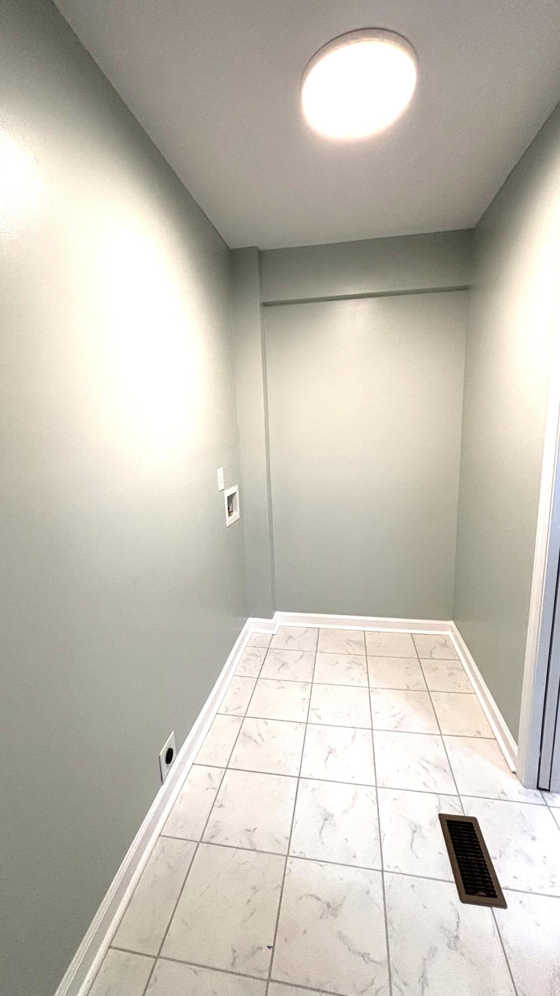 421 River Drive Rowesville, SC 29133 - Photo 17 of 26 Laundry Room