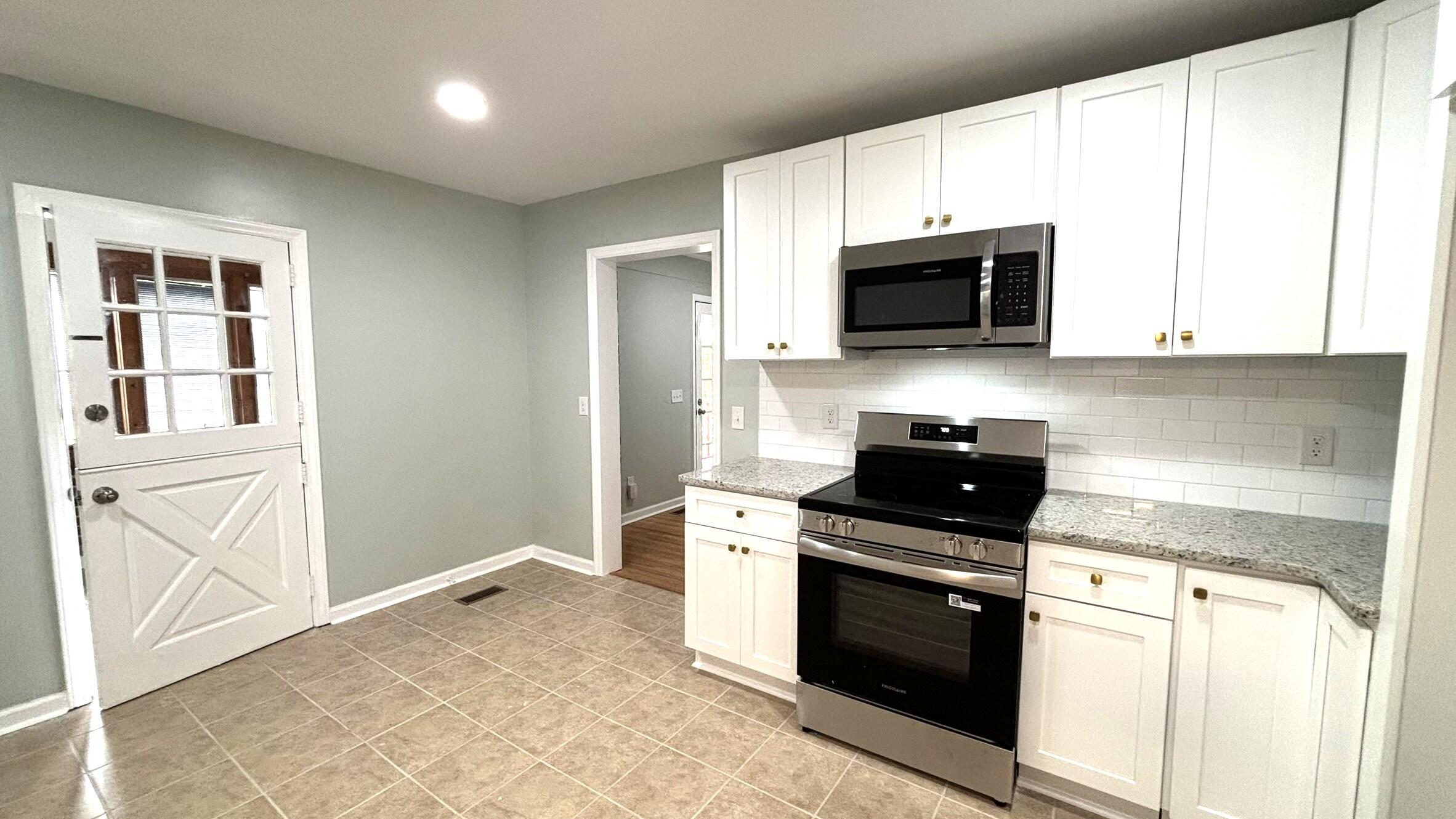 421 River Drive Rowesville, SC 29133 - Photo 8 of 26 Kitchen