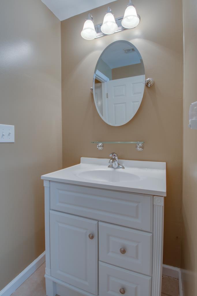 5217 East Robertson Road Cross Plains, TN 37049 - Photo 21 of 30 Gallery Image 21