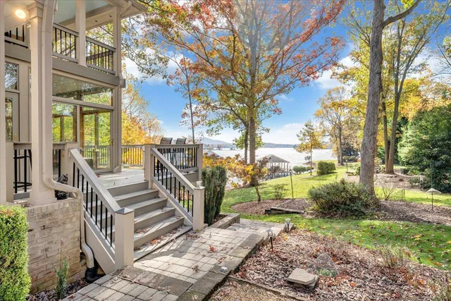 $1,949,900 | 190 Tranquility Road, Moneta, VA 24121