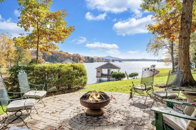 $1,949,900 | 190 Tranquility Road, Moneta, VA 24121