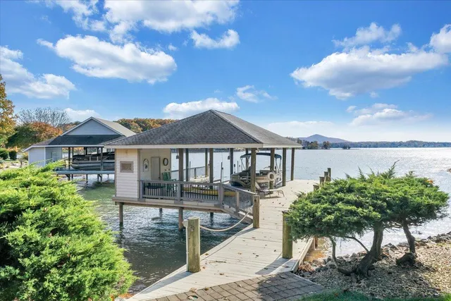 $1,949,900 | 190 Tranquility Road, Moneta, VA 24121