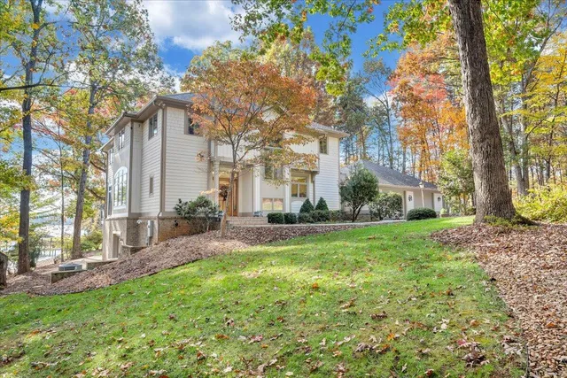 $1,949,900 | 190 Tranquility Road, Moneta, VA 24121
