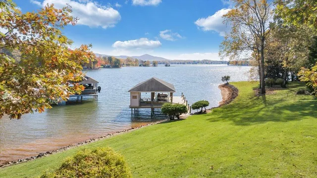 $1,949,900 | 190 Tranquility Road, Moneta, VA 24121