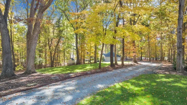 $1,949,900 | 190 Tranquility Road, Moneta, VA 24121