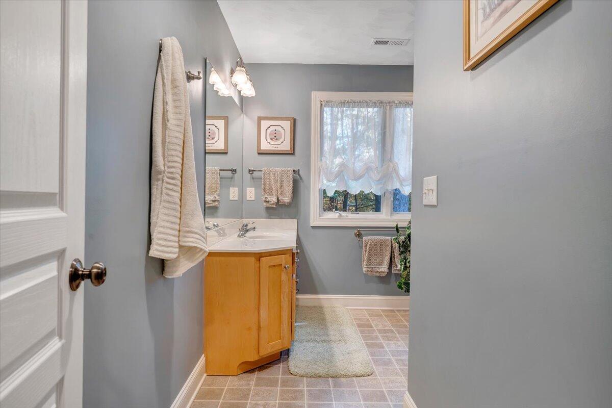 190 Tranquility Road Moneta, VA 24121 - Photo 61 of 170 061-MIB07723