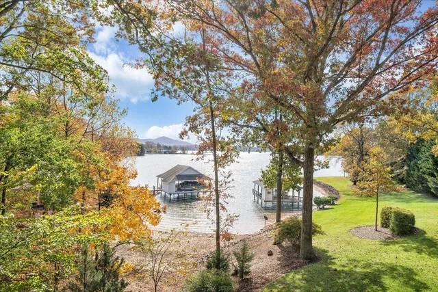 $1,949,900 | 190 Tranquility Road, Moneta, VA 24121