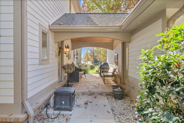 $1,949,900 | 190 Tranquility Road, Moneta, VA 24121