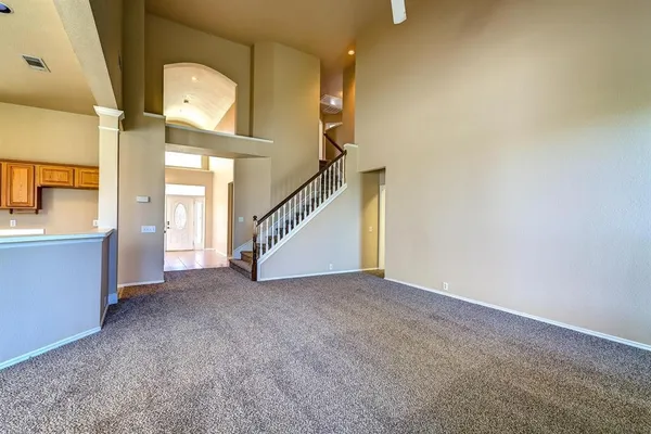 $2,350 | 7024 Jasper Drive, Plano, TX 75074