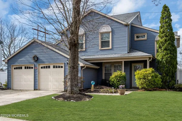 $675,000 | 41 Concord Circle, Howell, NJ 07731