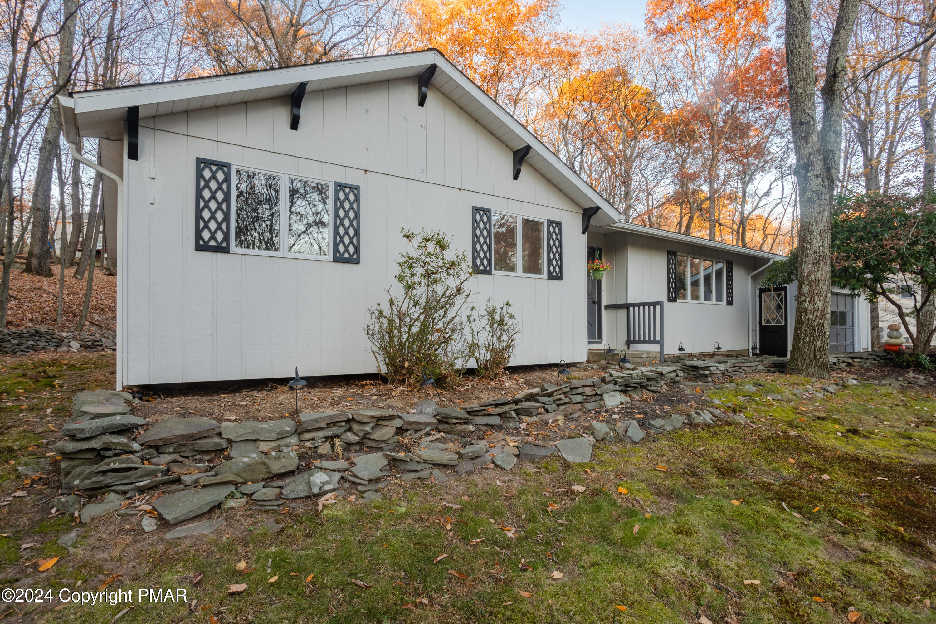 6437 Crestview Rd-2