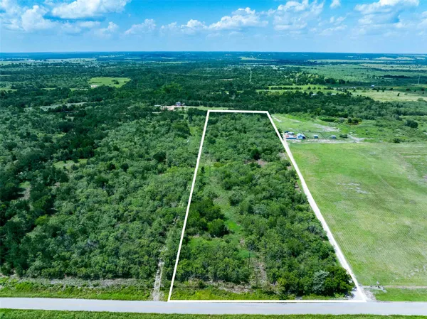 $390,000 | 17509 Albert Voelker Road, Elgin, TX 78621