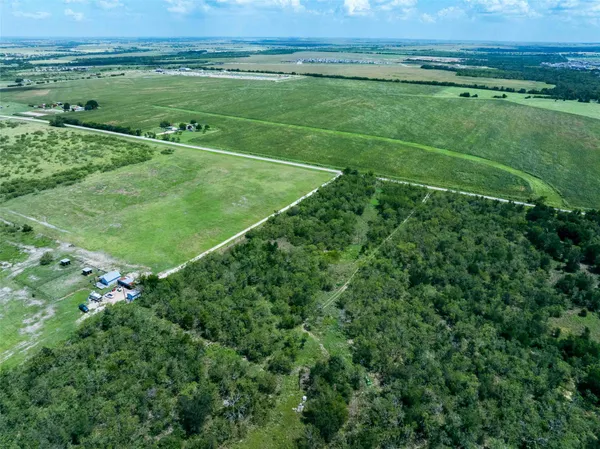 $390,000 | 17509 Albert Voelker Road, Elgin, TX 78621