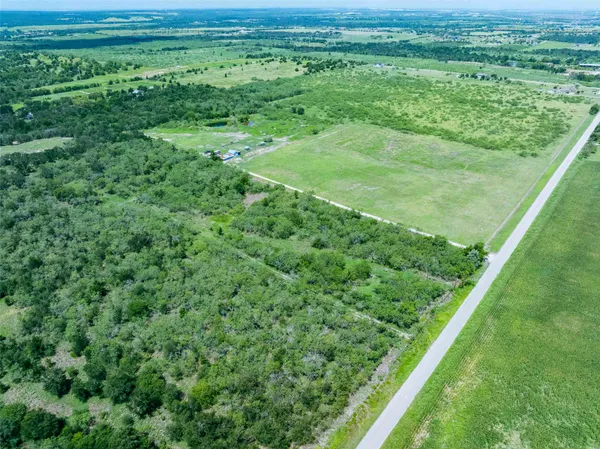 $390,000 | 17509 Albert Voelker Road, Elgin, TX 78621