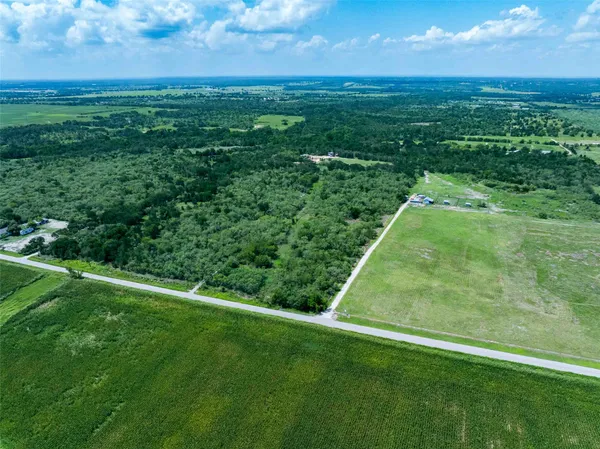 $390,000 | 17509 Albert Voelker Road, Elgin, TX 78621