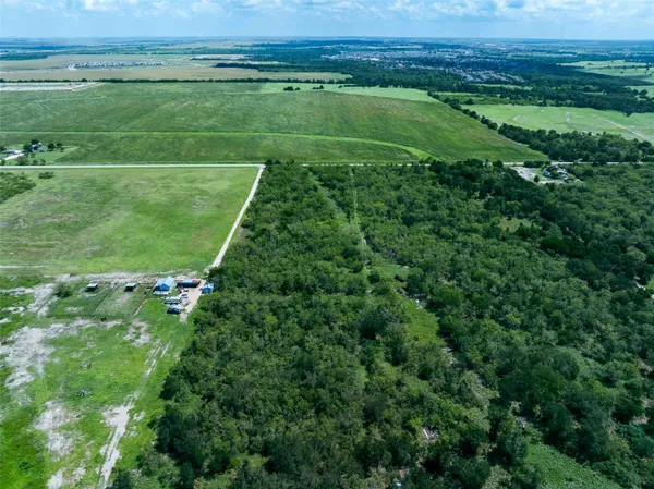 $390,000 | 17509 Albert Voelker Road, Elgin, TX 78621