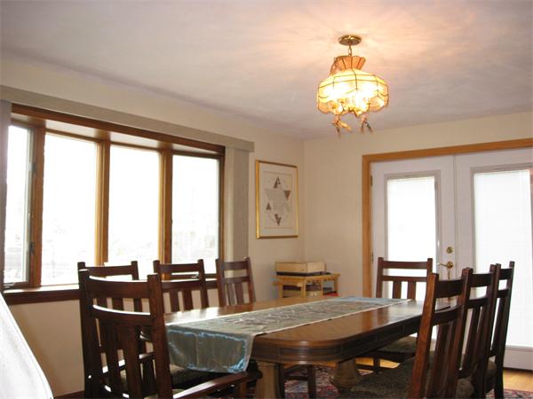 46 James Street Beverly, MA 01915 - Photo 10 of 30