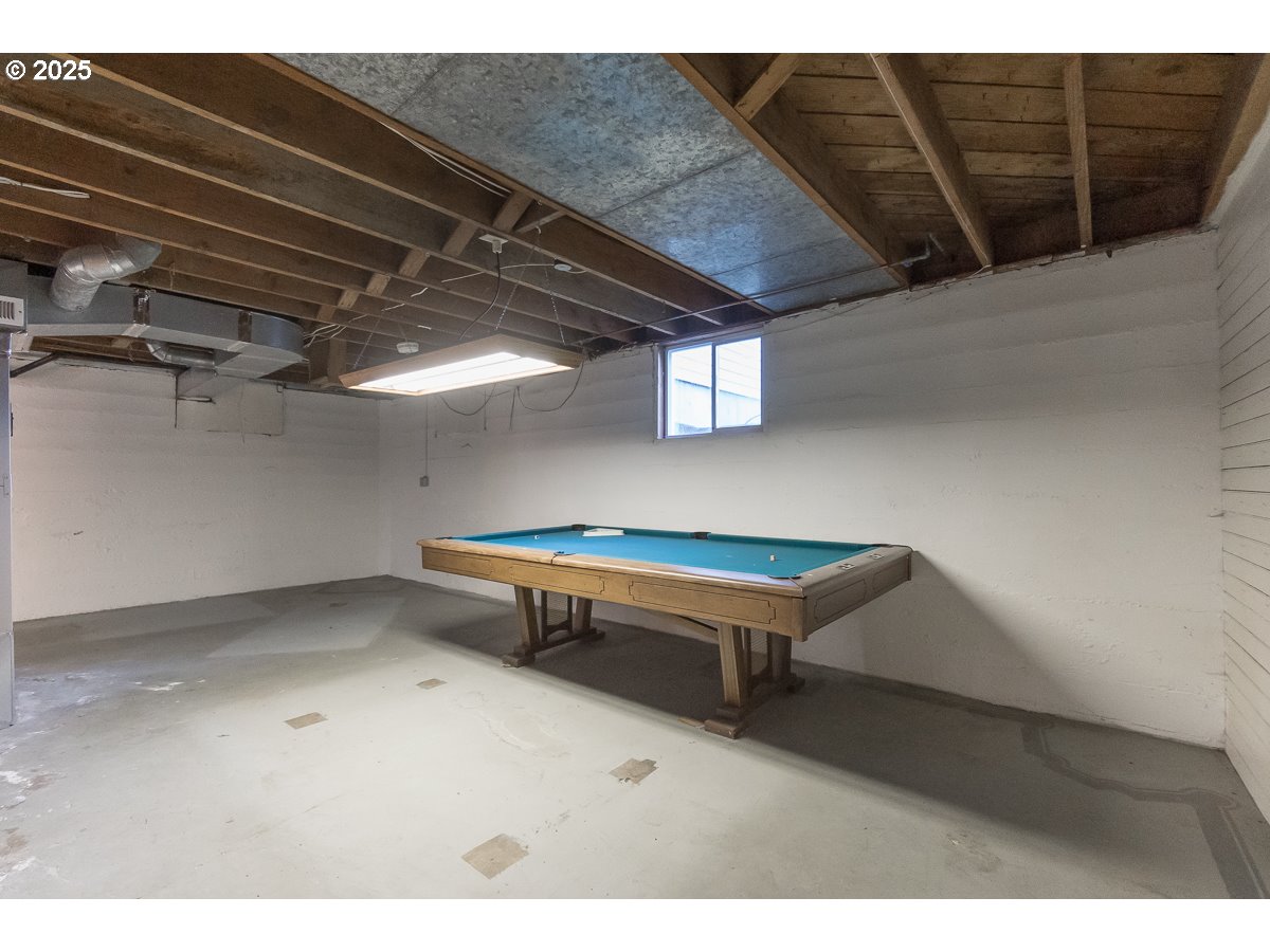 23990 Southwest Tile Flat Road Hillsboro, OR 97123 - Photo 25 of 46 a bathroom with a sink and a mirror