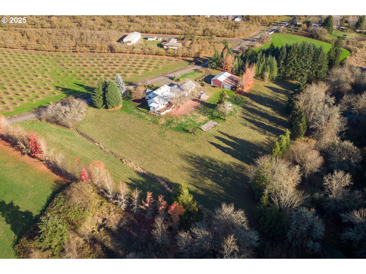 23990 Southwest Tile Flat Road Hillsboro, OR 97123 - Photo 41 of 46 a view of a lake