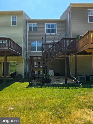 $2,100 | 205 Brook Meadow Drive, Mechanicsburg, PA 17050