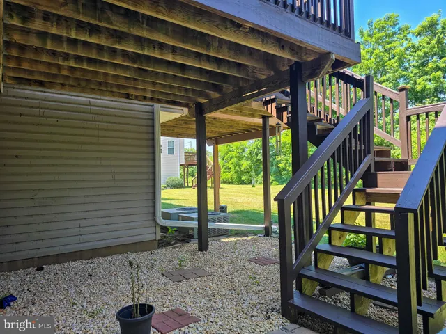 $2,100 | 205 Brook Meadow Drive, Mechanicsburg, PA 17050