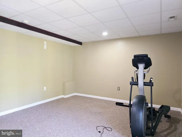 $2,100 | 205 Brook Meadow Drive, Mechanicsburg, PA 17050