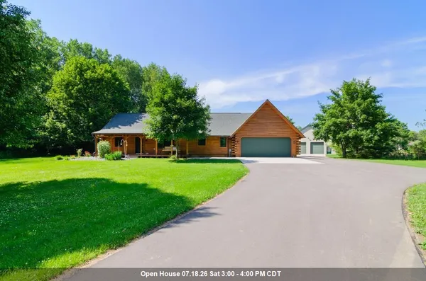 $750,000 | 2594 Wood Lane, Suamico, WI 54313