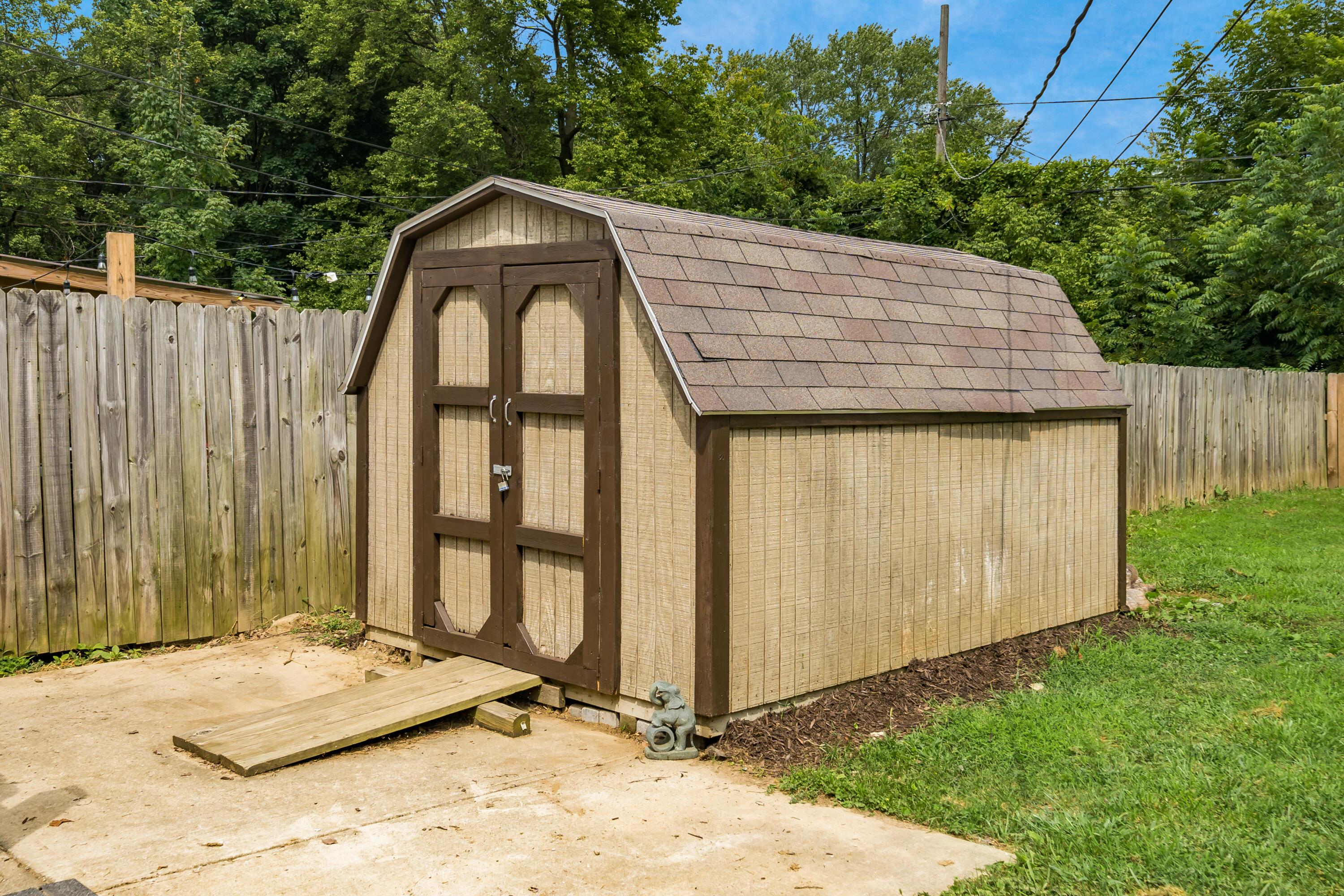 2756 Howey Road Columbus, OH 43211 - Photo 33 of 35 r_2756_Howey_Rd__065