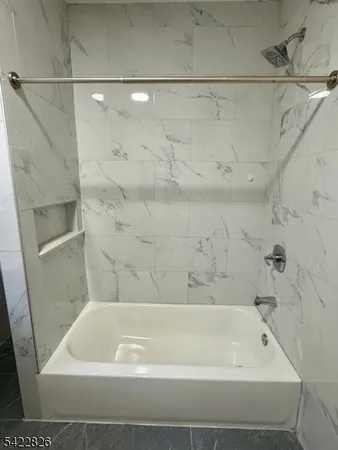 $2,600 | 57 Maolis Avenue, Bloomfield, NJ 07003