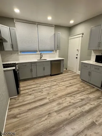 $2,600 | 57 Maolis Avenue, Bloomfield, NJ 07003