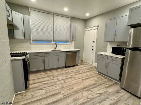 $2,600 | 57 Maolis Avenue, Bloomfield, NJ 07003