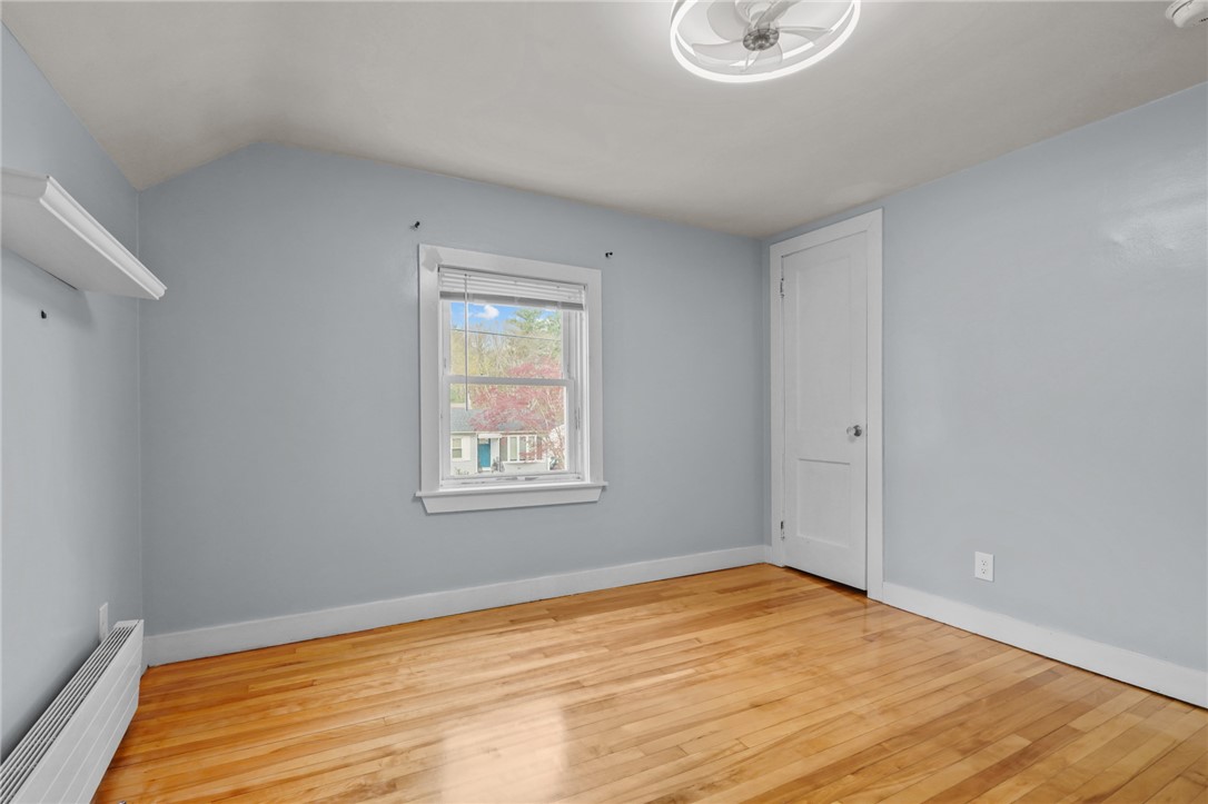 8 Battey Drive Smithfield, RI 02828 - Photo 4 of 41