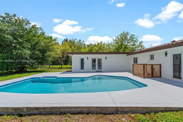 $1,199,000 | 4830 Southwest 188th Avenue, Southwest Ranches, FL 33332