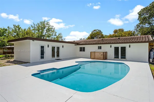 $1,199,000 | 4830 Southwest 188th Avenue, Southwest Ranches, FL 33332