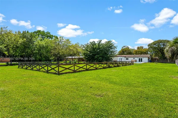 $1,199,000 | 4830 Southwest 188th Avenue, Southwest Ranches, FL 33332