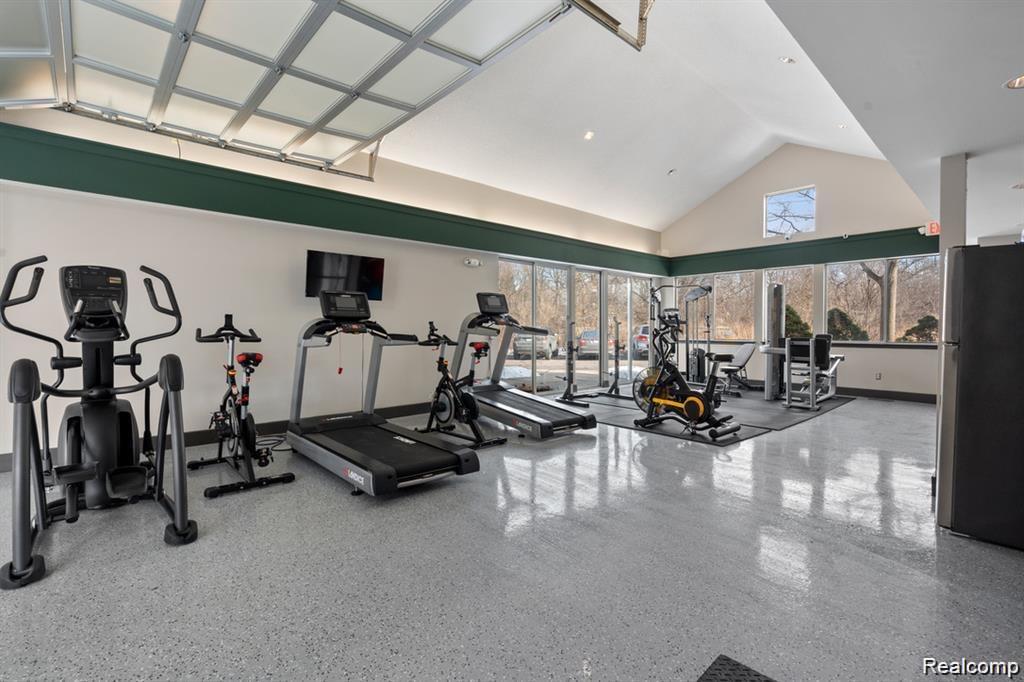 1050 North Adams Road, Unit 102 Birmingham, MI 48009 - Photo 10 of 11
