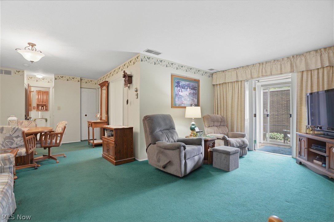 3066 Kent Road, Unit 2 Stow, OH 44224 - Photo 4 of 37