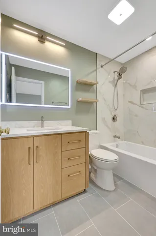 $3,000 | 43943 Kitts Hill Terrace, Ashburn, VA 20147