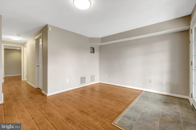 $3,000 | 43943 Kitts Hill Terrace, Ashburn, VA 20147