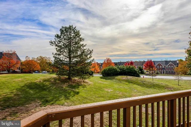 $3,000 | 43943 Kitts Hill Terrace, Ashburn, VA 20147