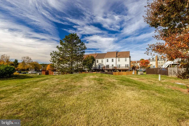 $3,000 | 43943 Kitts Hill Terrace, Ashburn, VA 20147