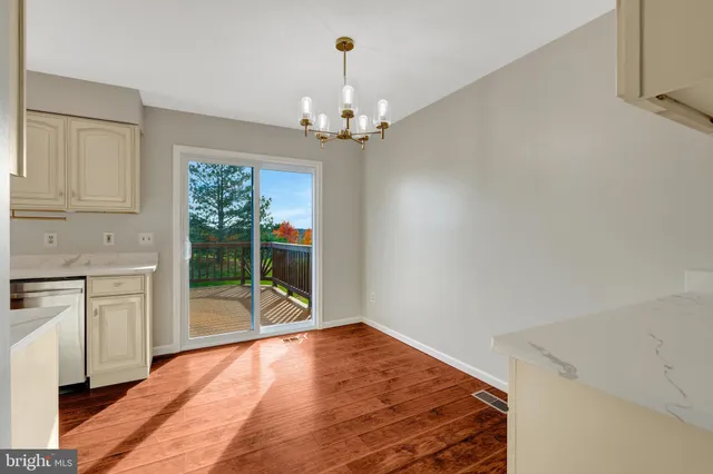 $3,000 | 43943 Kitts Hill Terrace, Ashburn, VA 20147